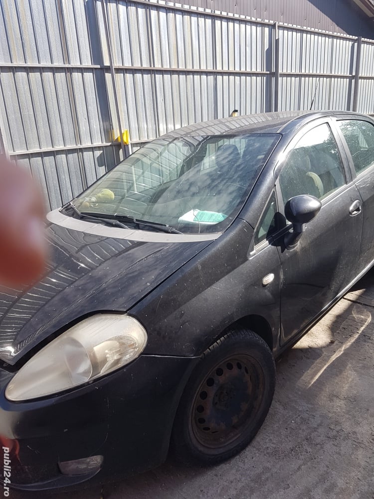 Dezmembrez fiat grande punto