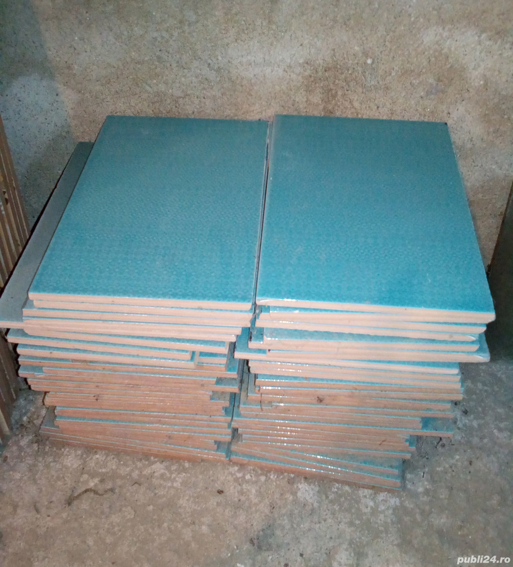 Gresie interior -stare foarte buna  2.5mp