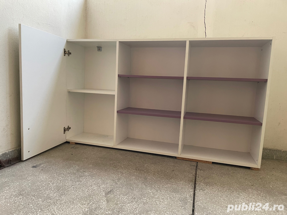 Corp mobilier suspendat