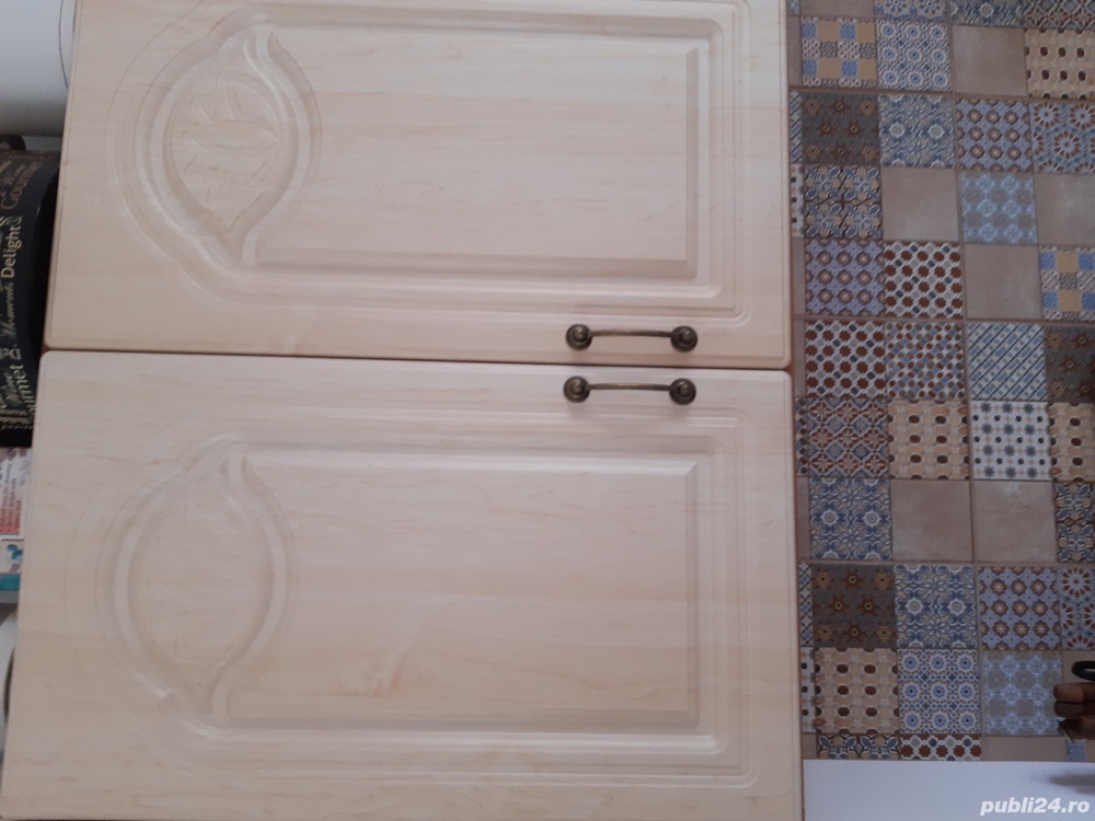 Vind blat mobila bucatarie