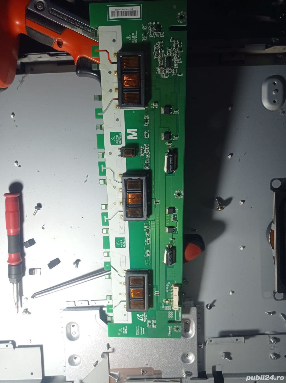 invertor ssi320b12 rev0.6 de pe tv Panasonic tx32le7pa