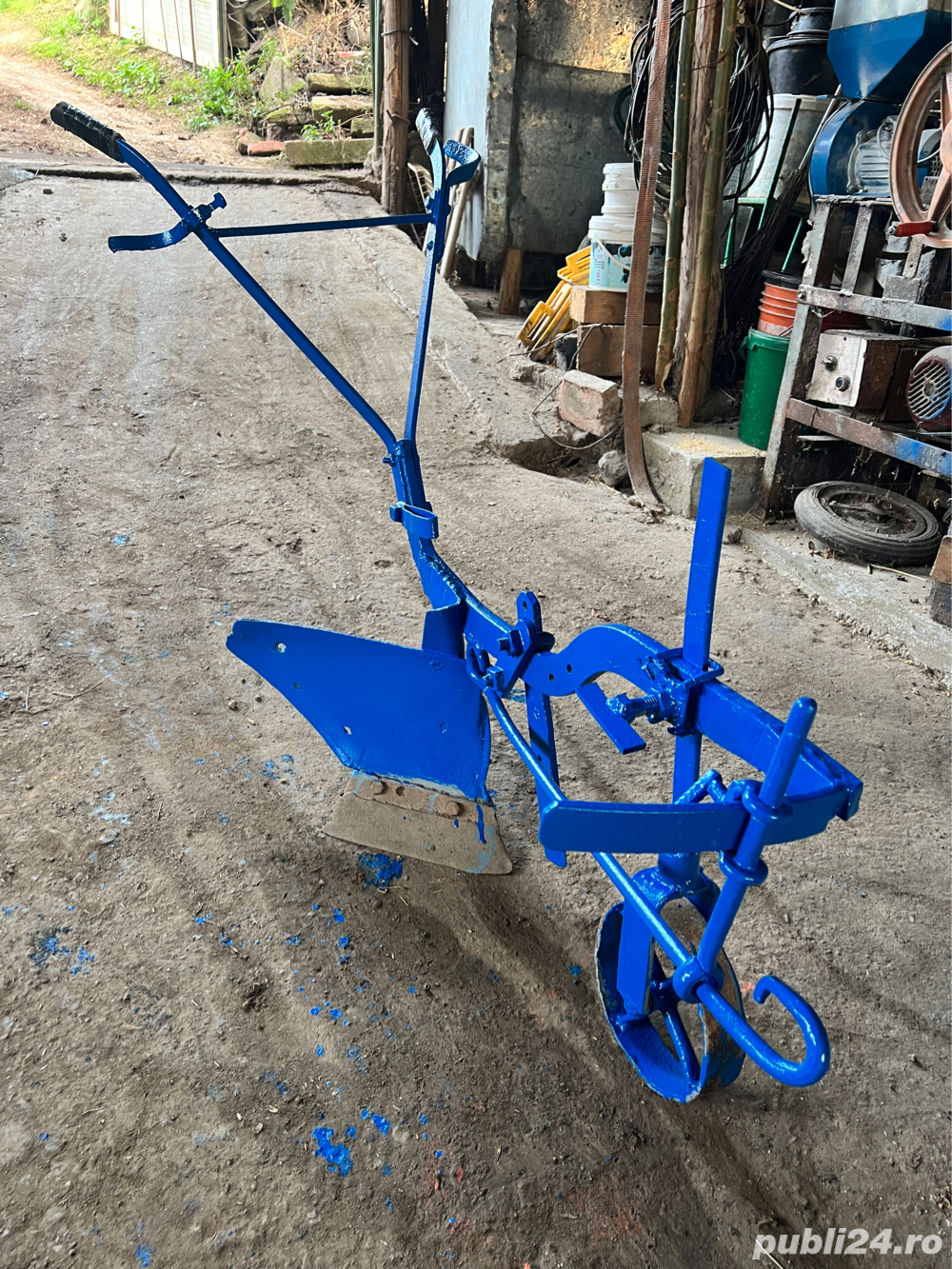 Plug tracțiune animală