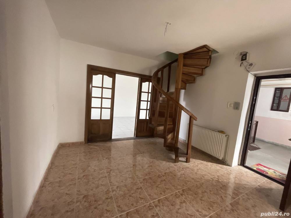 Apartament 3 Camere, Ultracentral, Str. Ardealului Caransebes