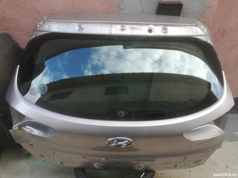 luneta haion Hyundai Tucson III 2016