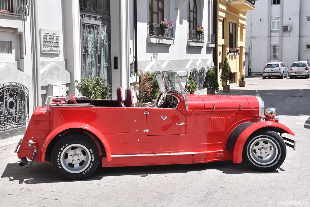 Vand sau schimb masina de epoca