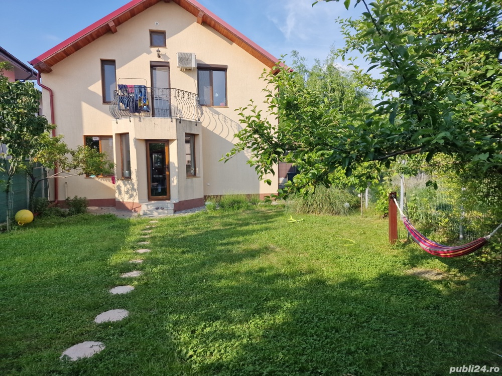 Casa situata intre padure si lac in Mogosoaia, Jud. Ilfov Casa situata intre padure si lac in Mogosoaia, Jud. Ilfov