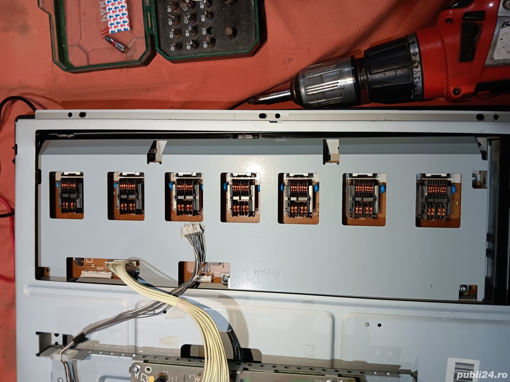 invertor x03-0174a-01a de pe tv Sharp Lc-32sa1ea