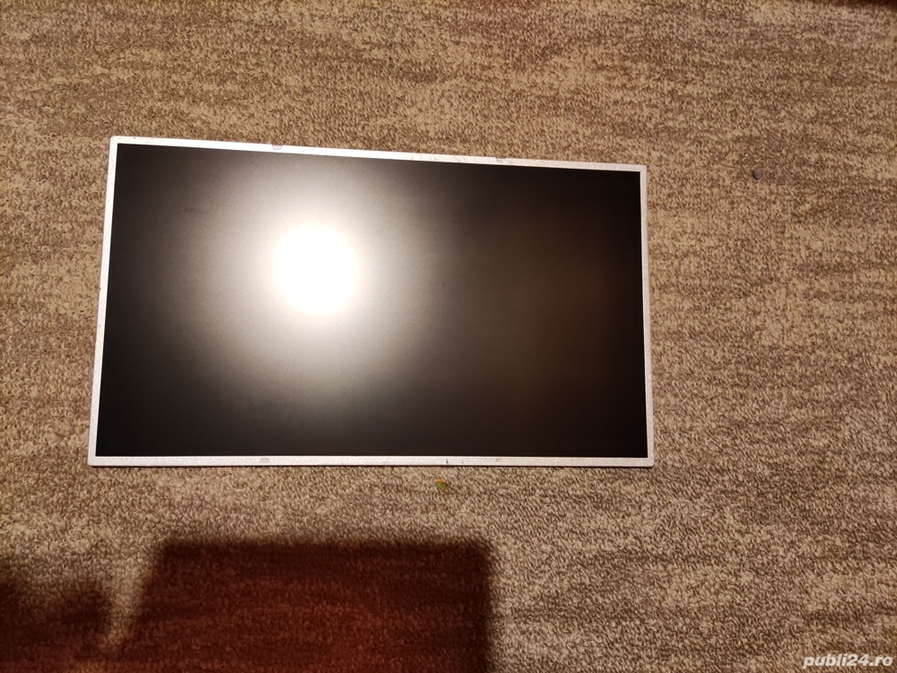 display laptop 15,6 N156BGE-L11