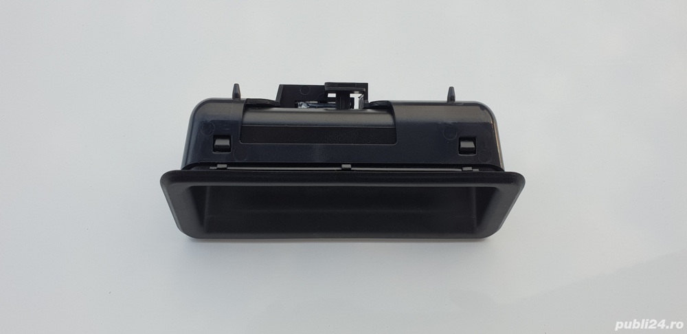Buton Deschidere Portbagaj 51247118158 BMW E82 E88 E90 E91 E92 E93 E60 E61 E84 E70 E71