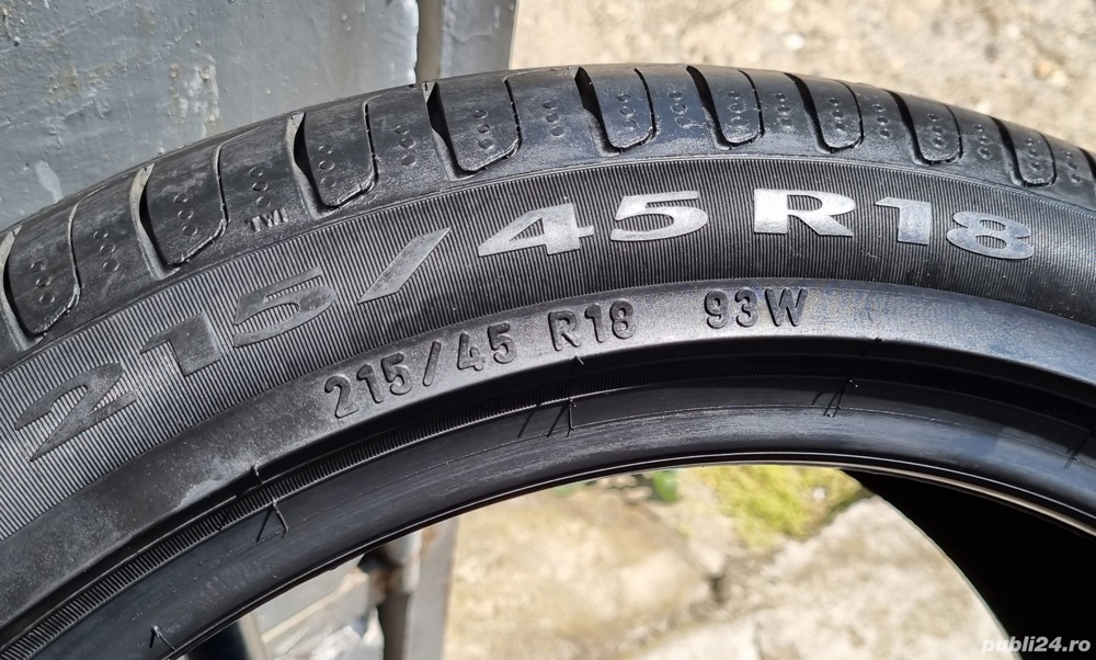 Vand cauciucuri vara PIRELLI CINTURATO P7 215 / 45 /18 93W XL DOT 2919 , 300€