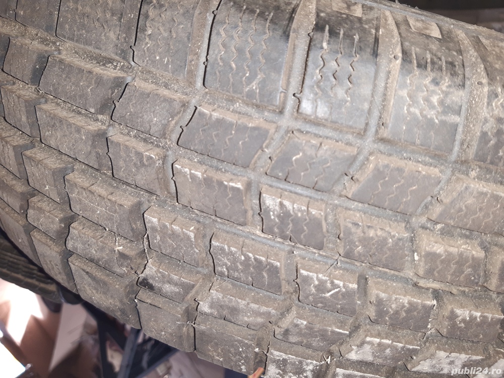 cauciuc nou 175/65  R 14  T - 200