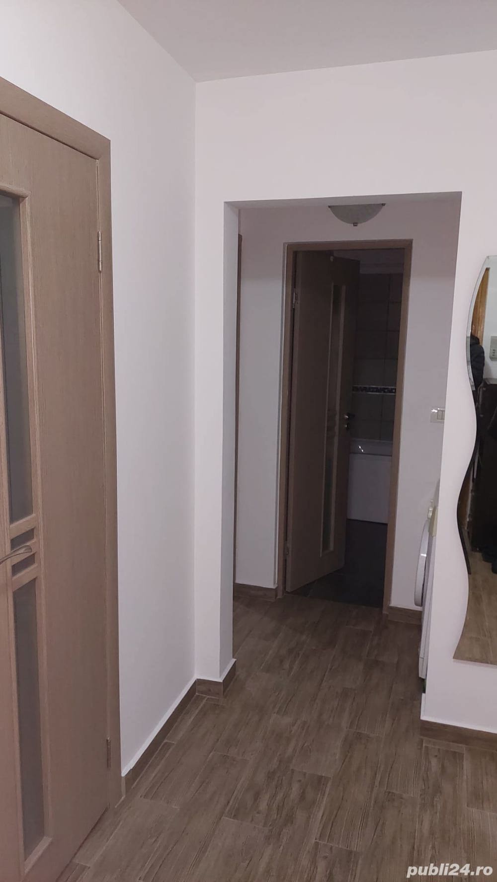 Inchiriez apartament cu 2 camere