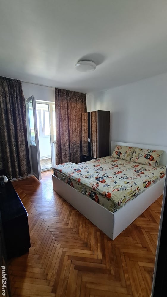 Închiriez apartament cu doua camere decomandate Satu Mare