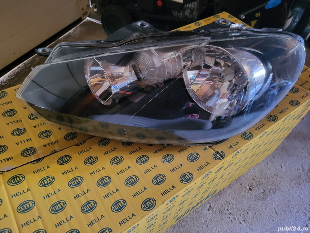 Far stanga VW Golf VI