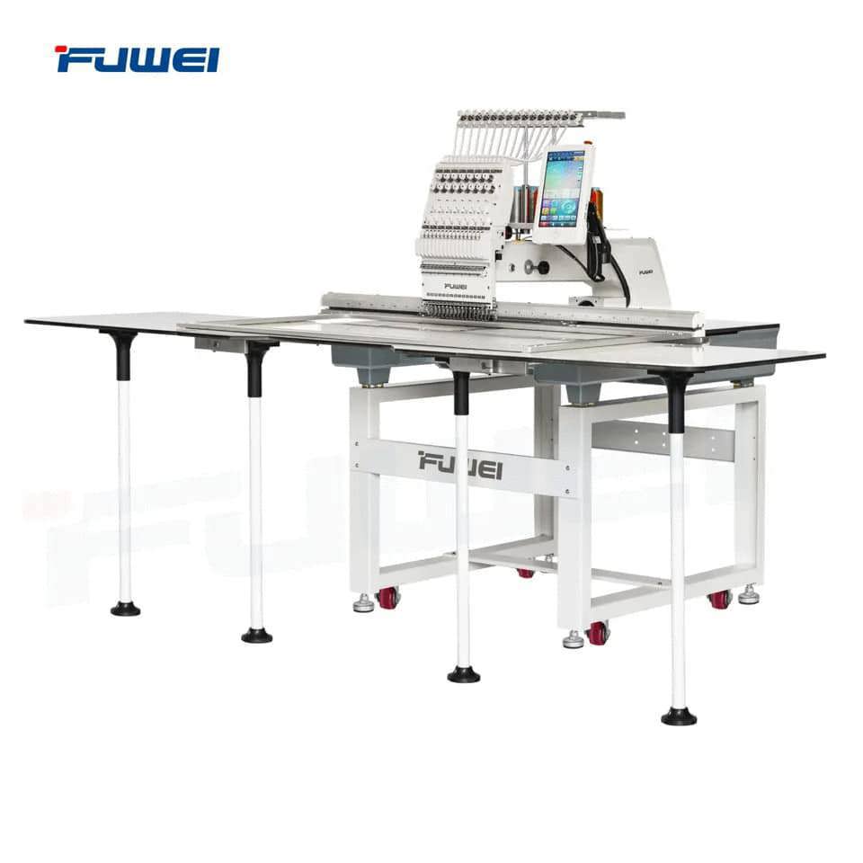 Masina de brodat industriala cu arie de brodare mare