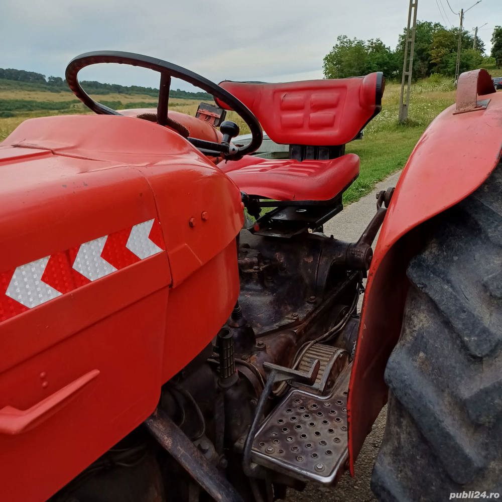 vind tractor Massey Ferguson 155( EBRO)