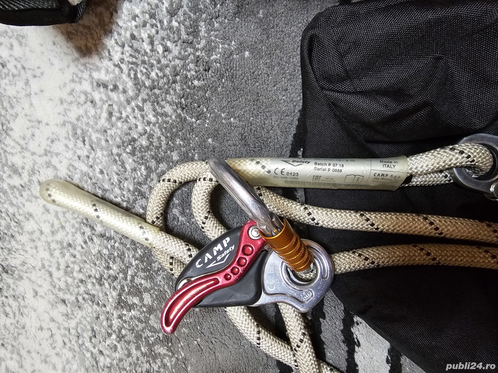 Echipament de protecție alpinism utilitar. 