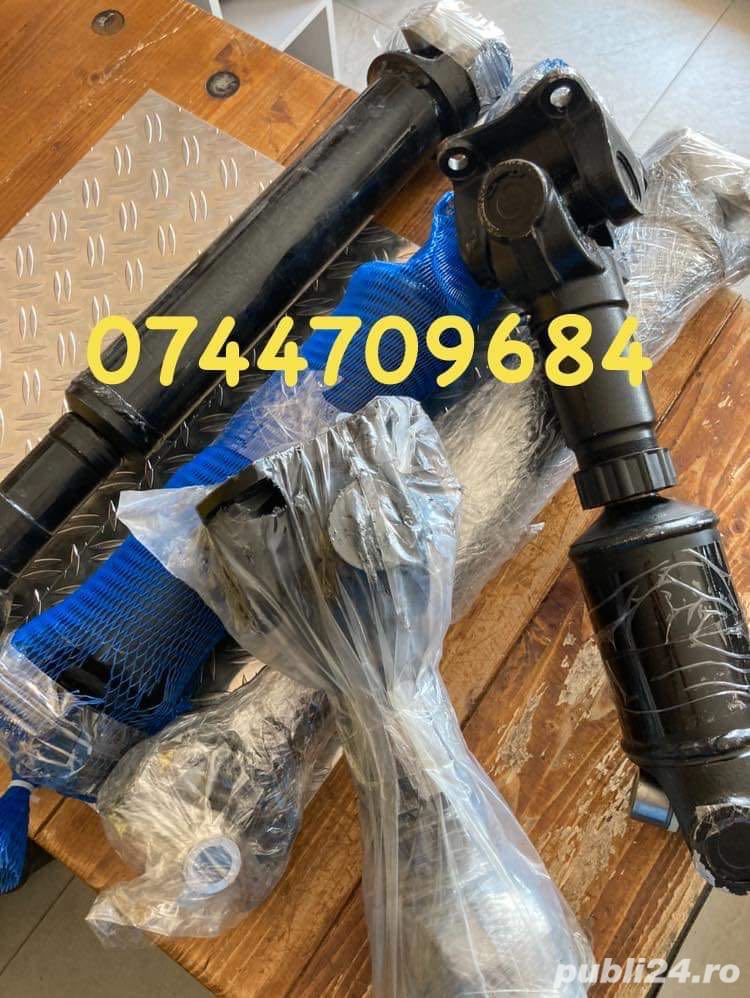 Cardane, planetare, capete de bara , cruci cardanice pentru JCB