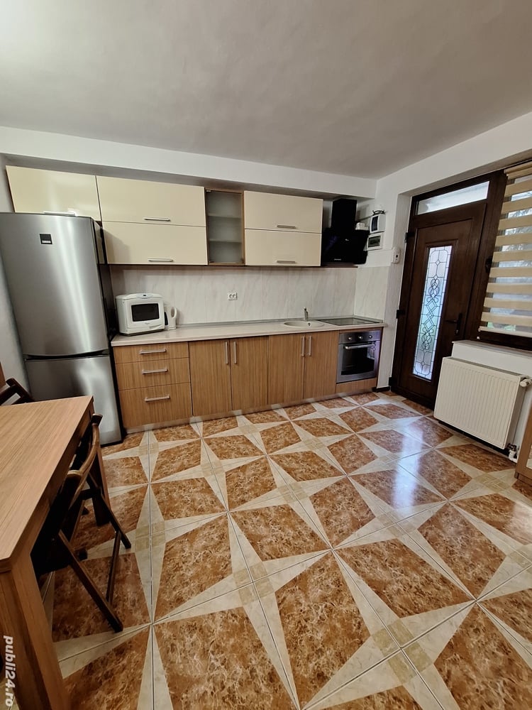 Ofer pentru închiriat ultracentral casă tip apartament (48 m2)