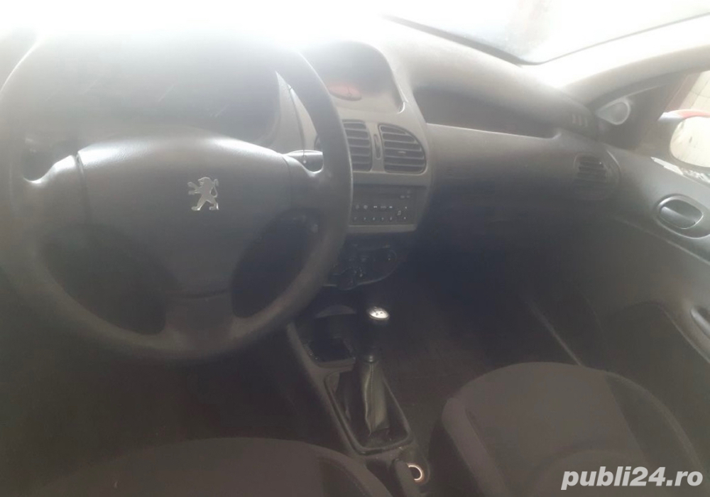 Dezmembrez Peugeot 206 1.4 hdi
