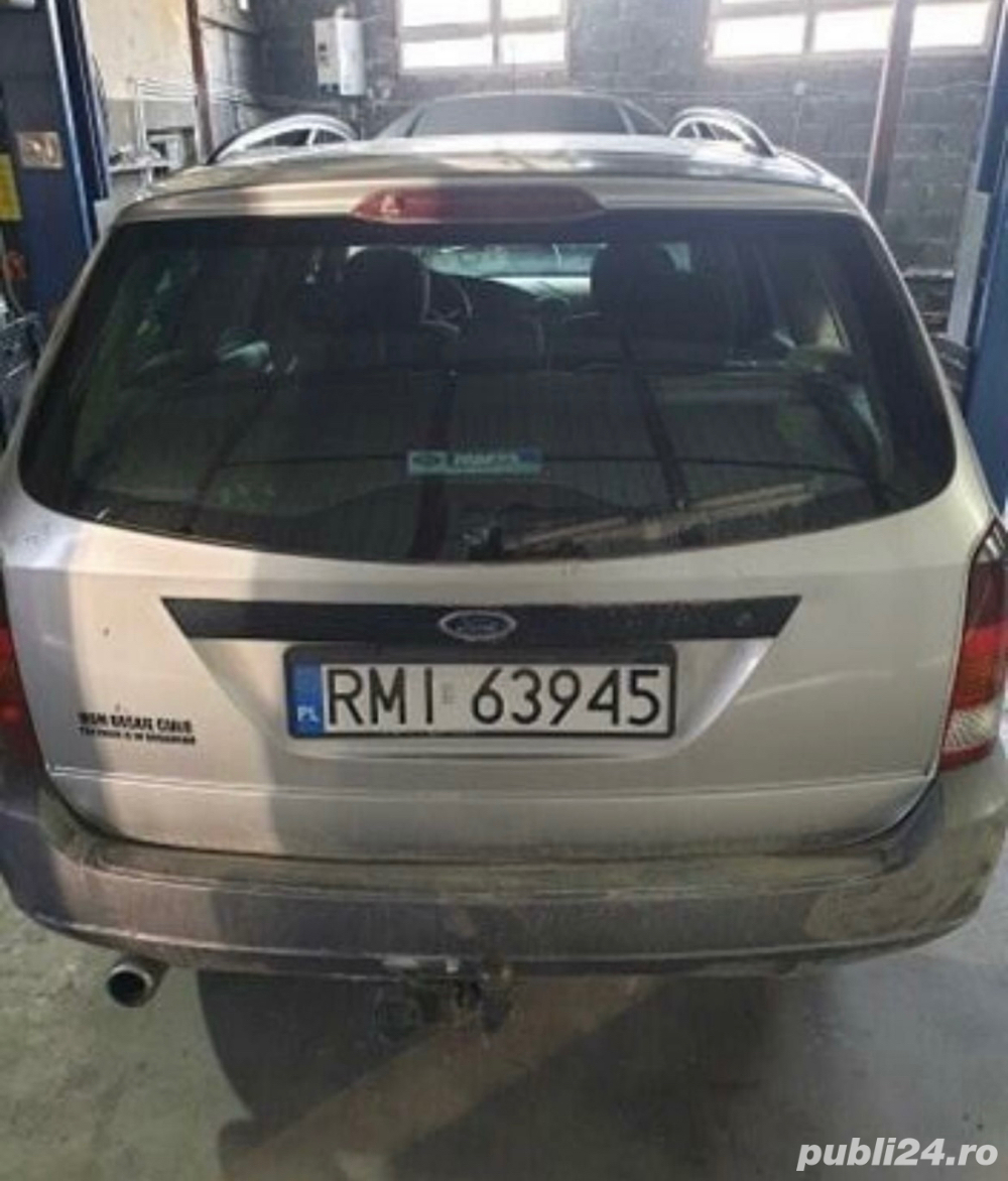 Dezmembrez Ford Focus 1