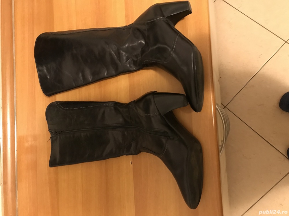 Vând una pereche cizme lungi made Germania din piele mărimea 39. 