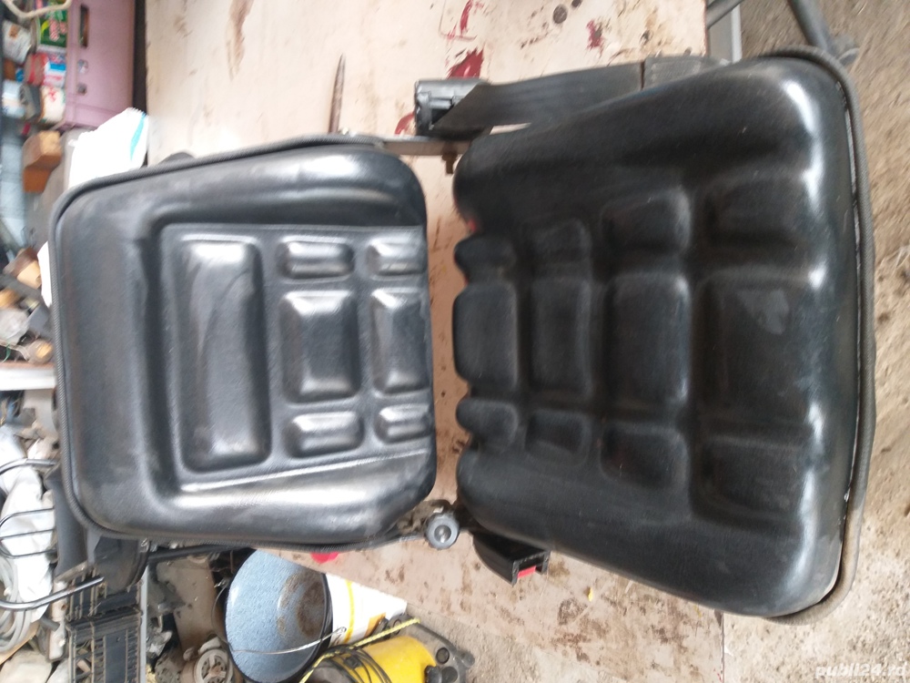 Scaun utilaj pt exterior