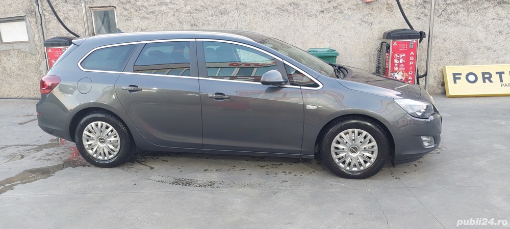 Vand Opel Astra J 2011