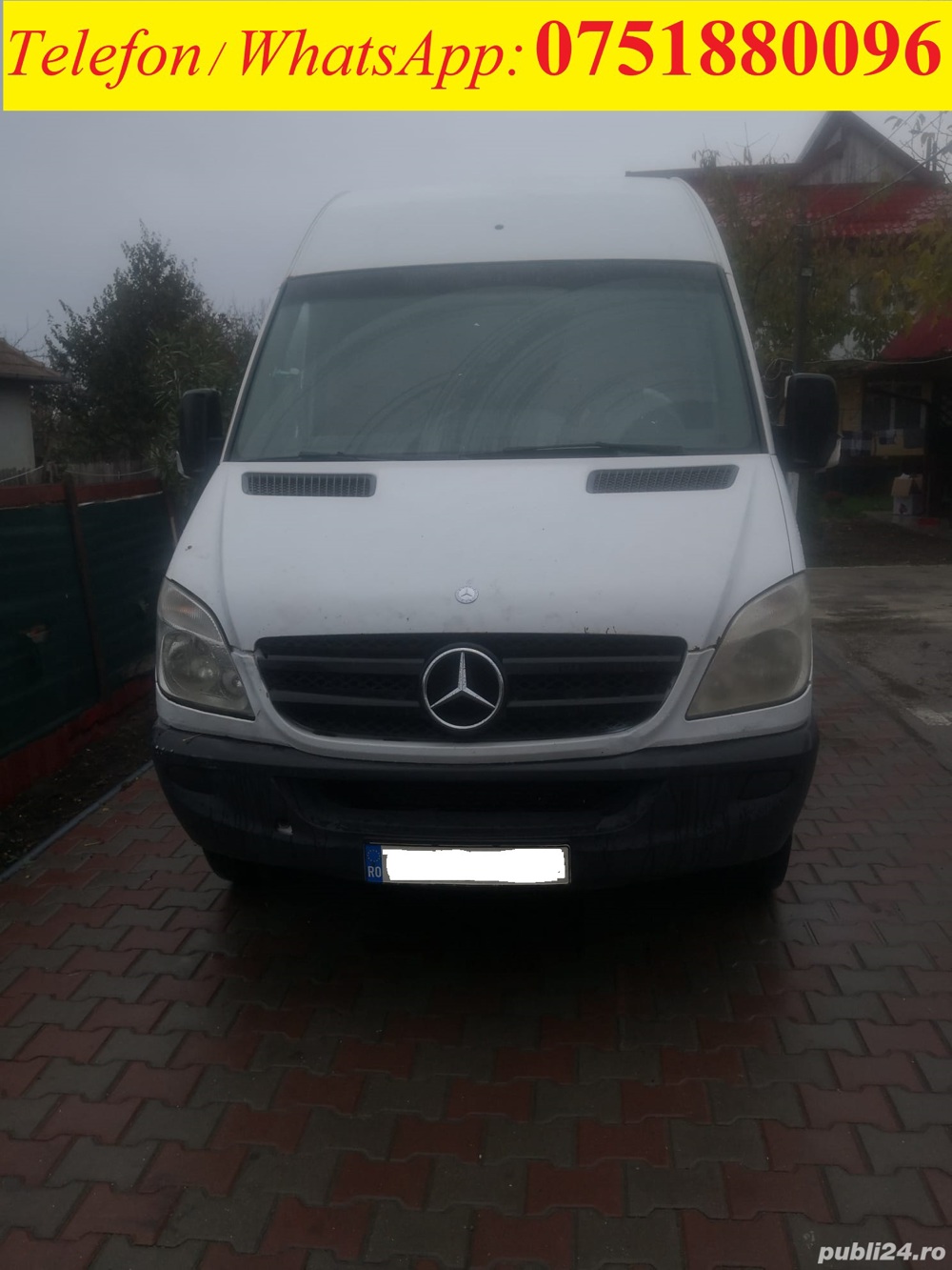 Microbuz Mercedes - Benz Sprinter 511 2.2CDi, an 2007, AC, 19+1 locuri