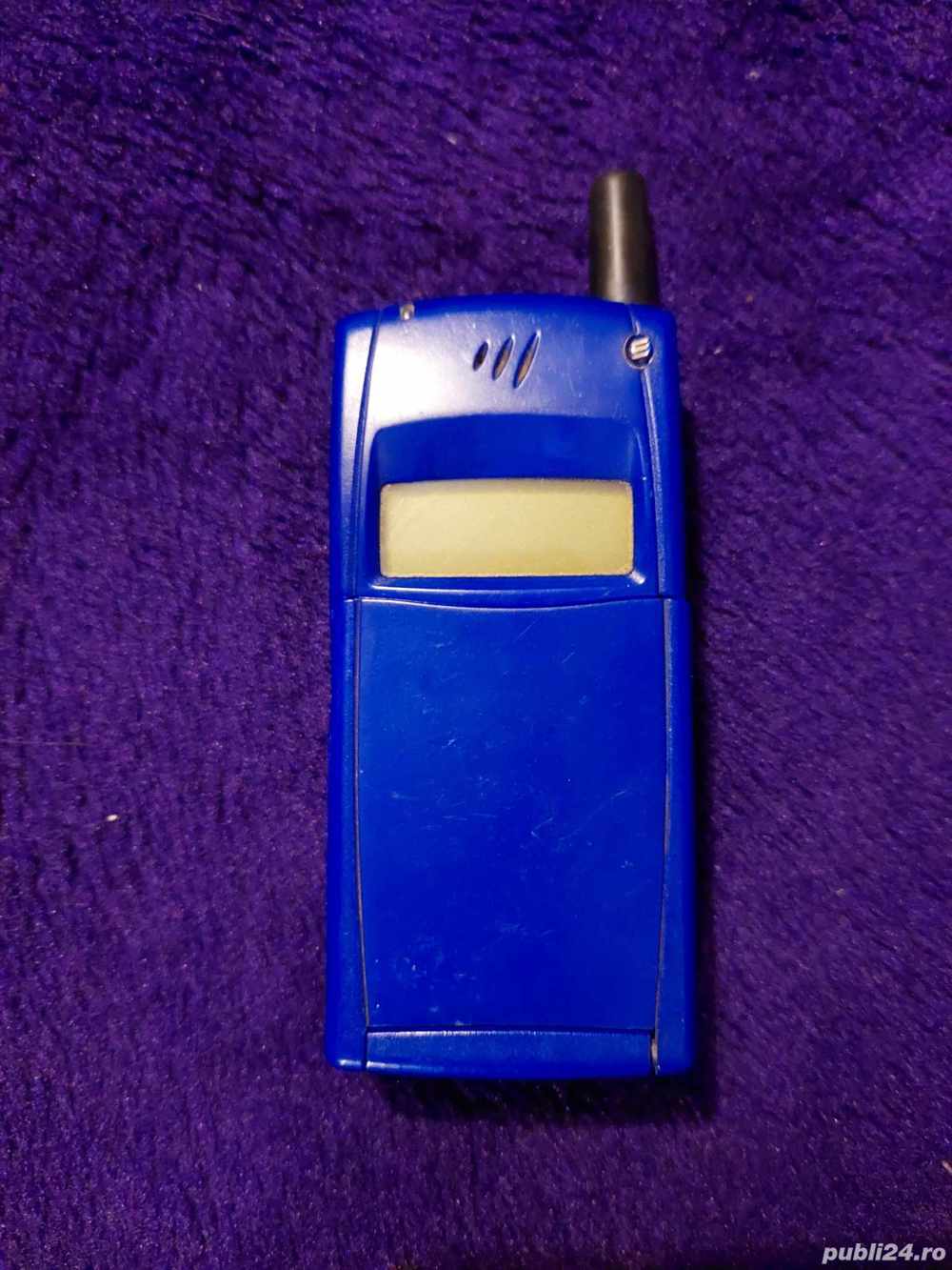 Telefon SONY Ericsson cu clapeta,colectie SONY ERICSSON T10 S,telefon colectie ALBASTRU