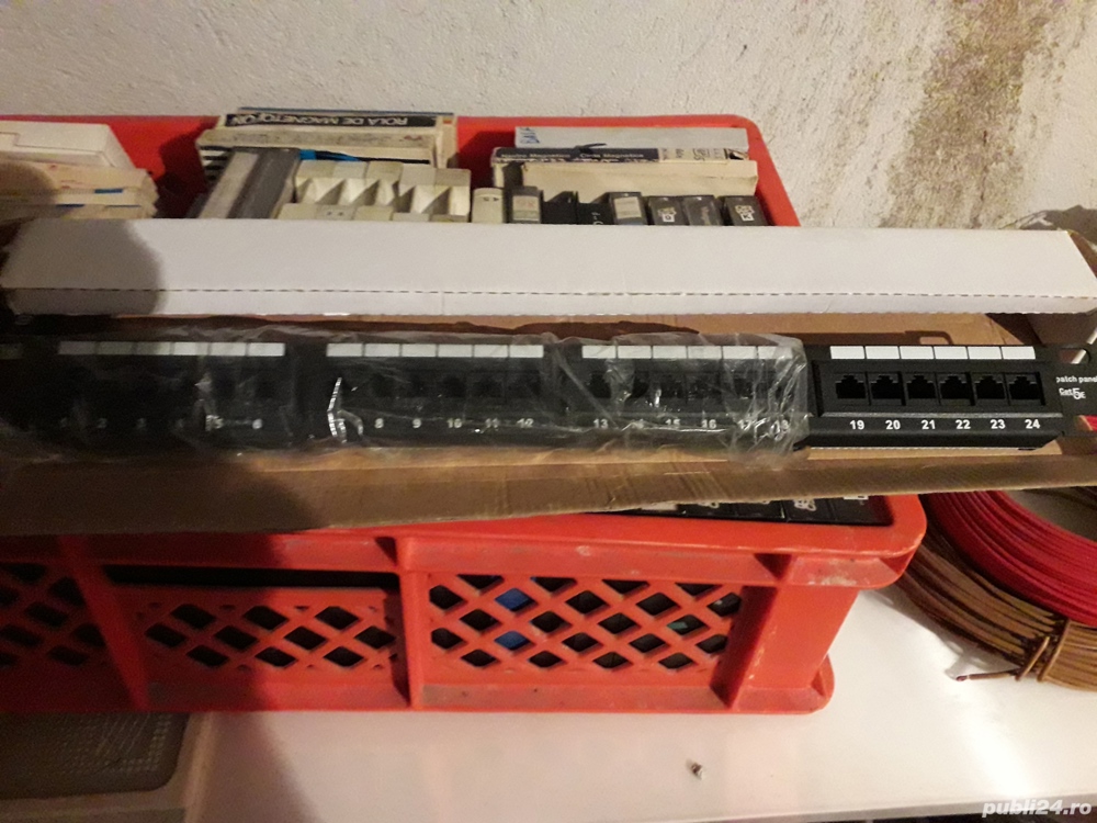 Panou CAT6 cu 24 porturi RJ45 Cadru de montare pe perete pentru raft 