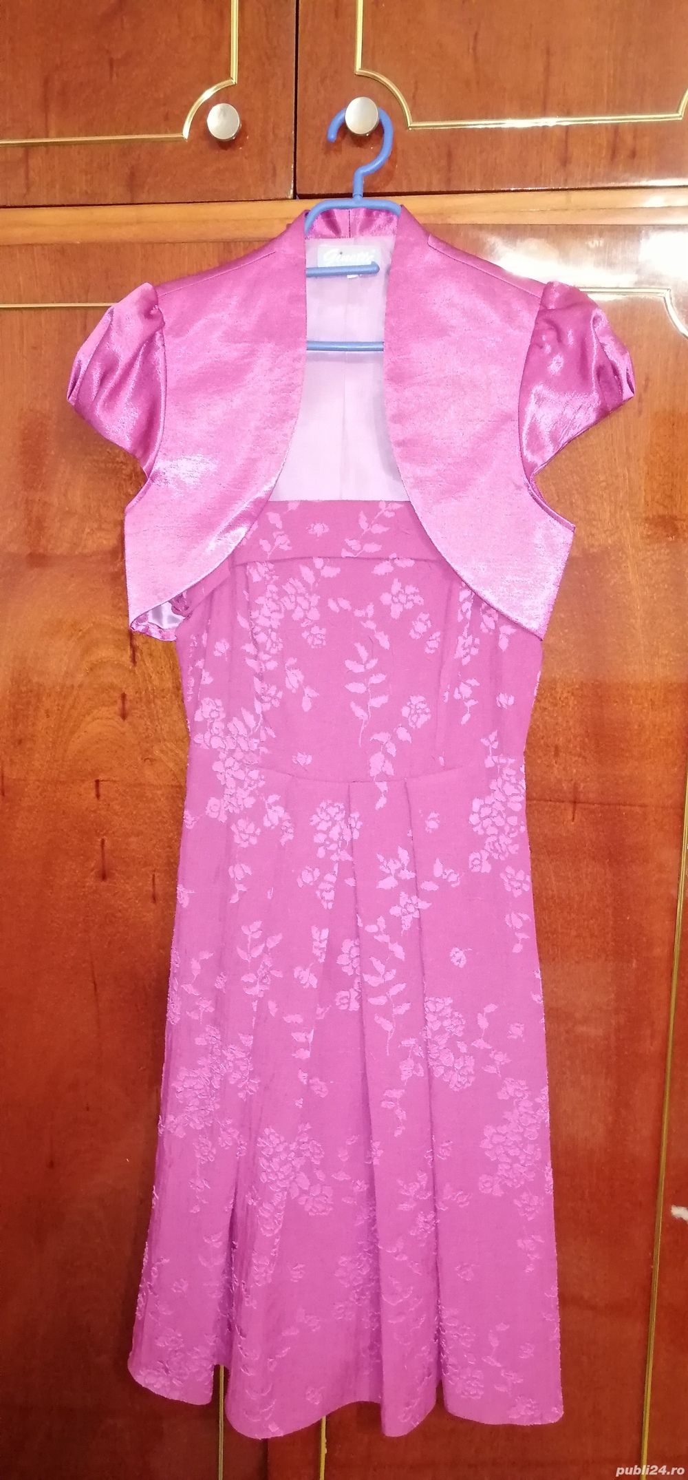 Rochie Ginette mărimea 40