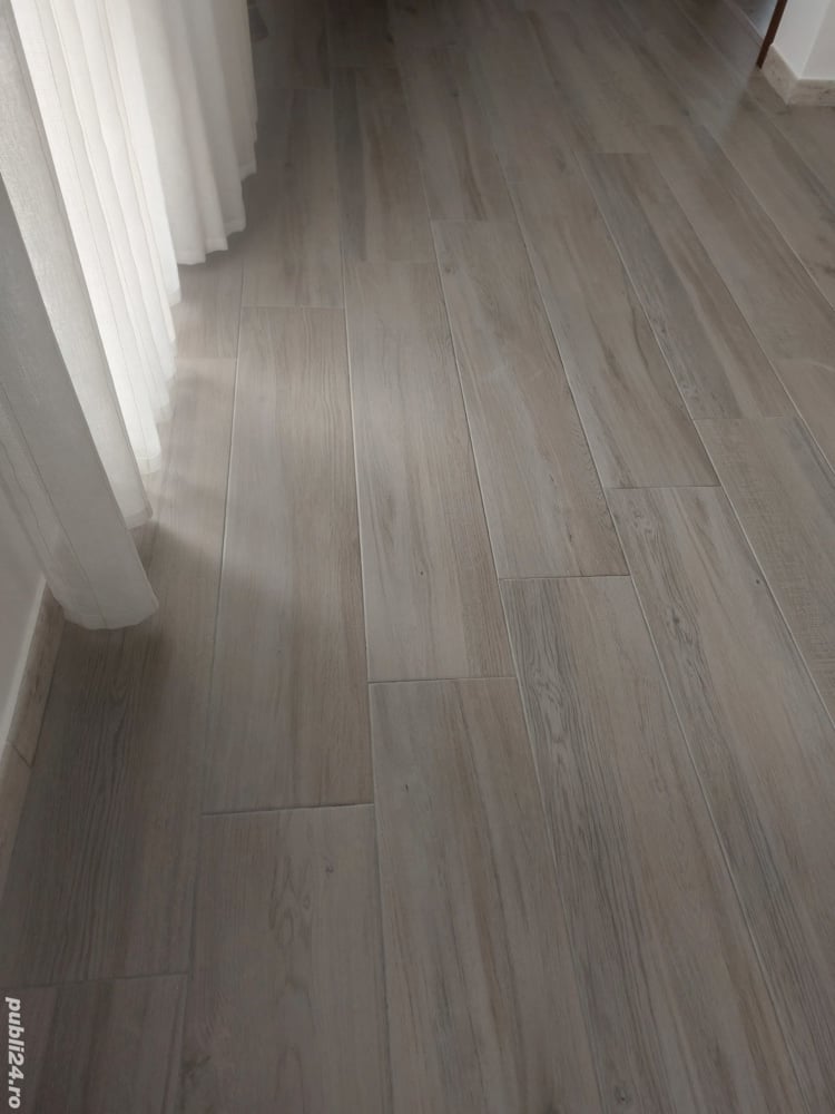 Meserias in constructii.