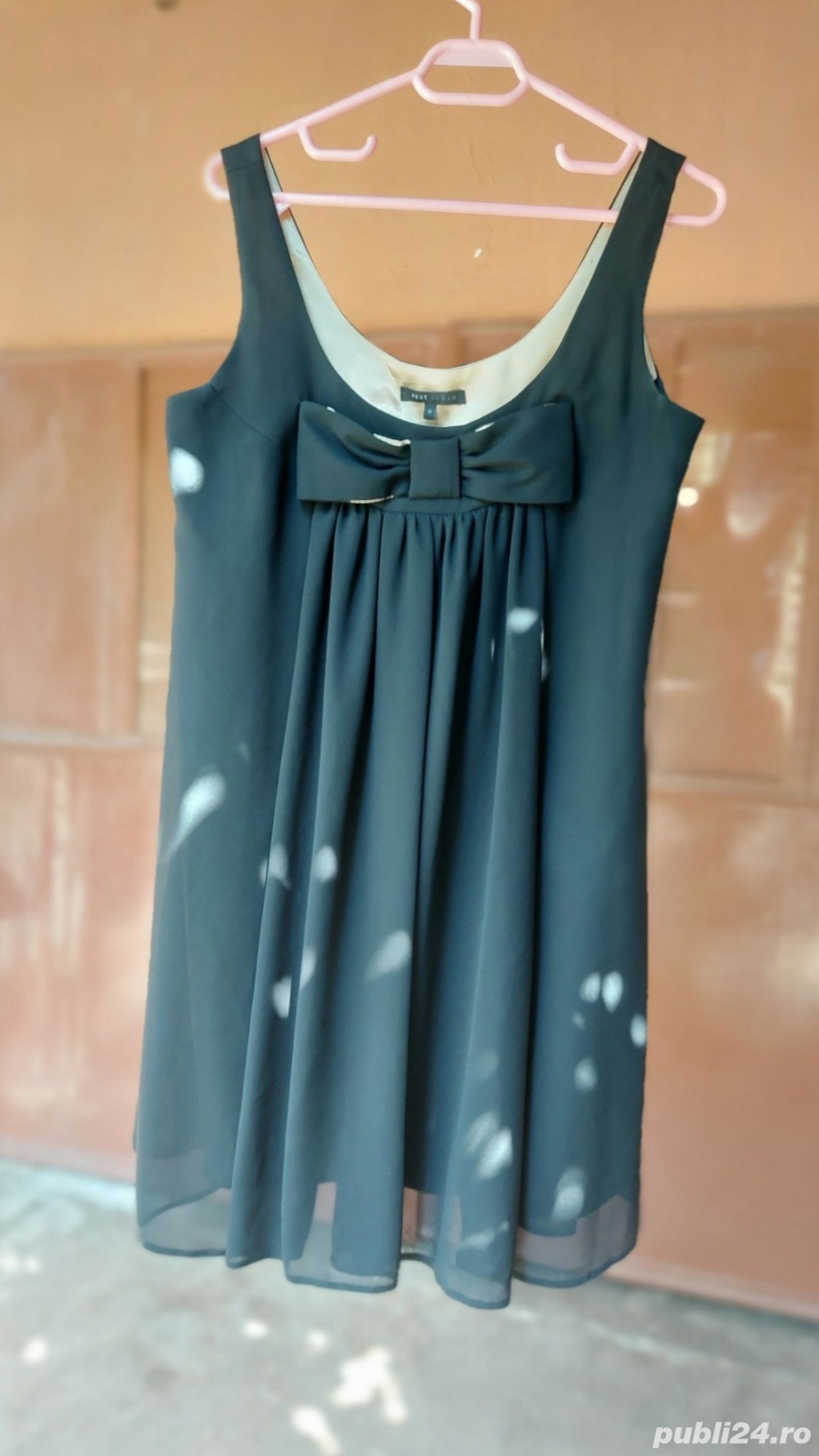 Vand rochie neagra, M