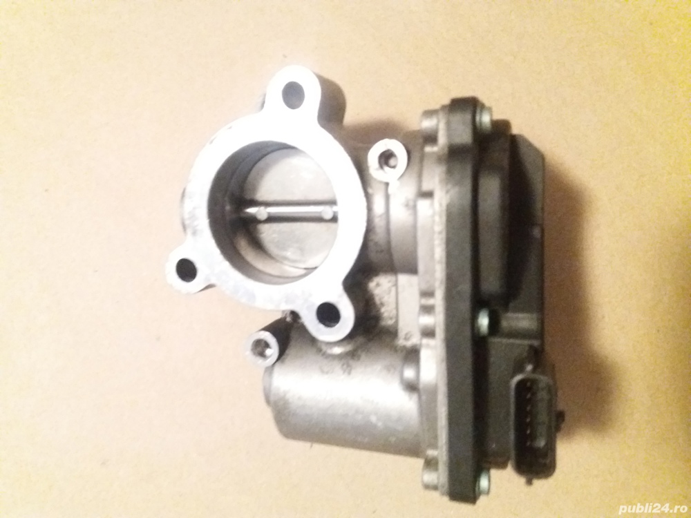 Corp accelerație Logan 2 MCV 2 Sandero 2 161204132R H8201547345 A2C93710200. Renault. 