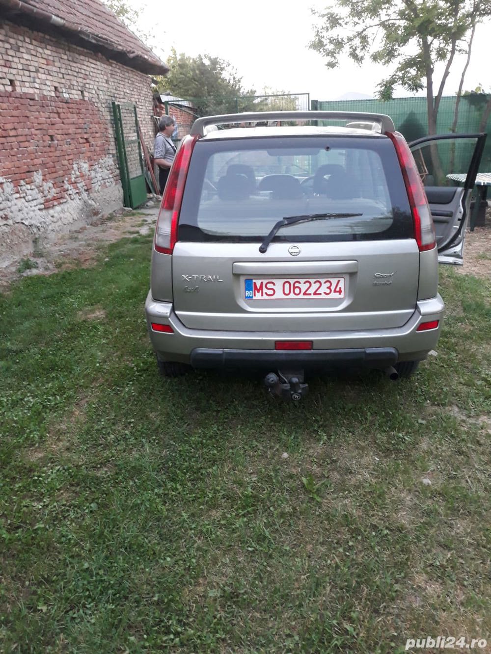 Dezmembrez Nissan X-trail 2.2 d an 2003