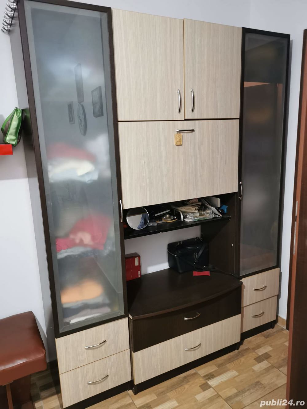 Mobila - comoda, birou, dresing