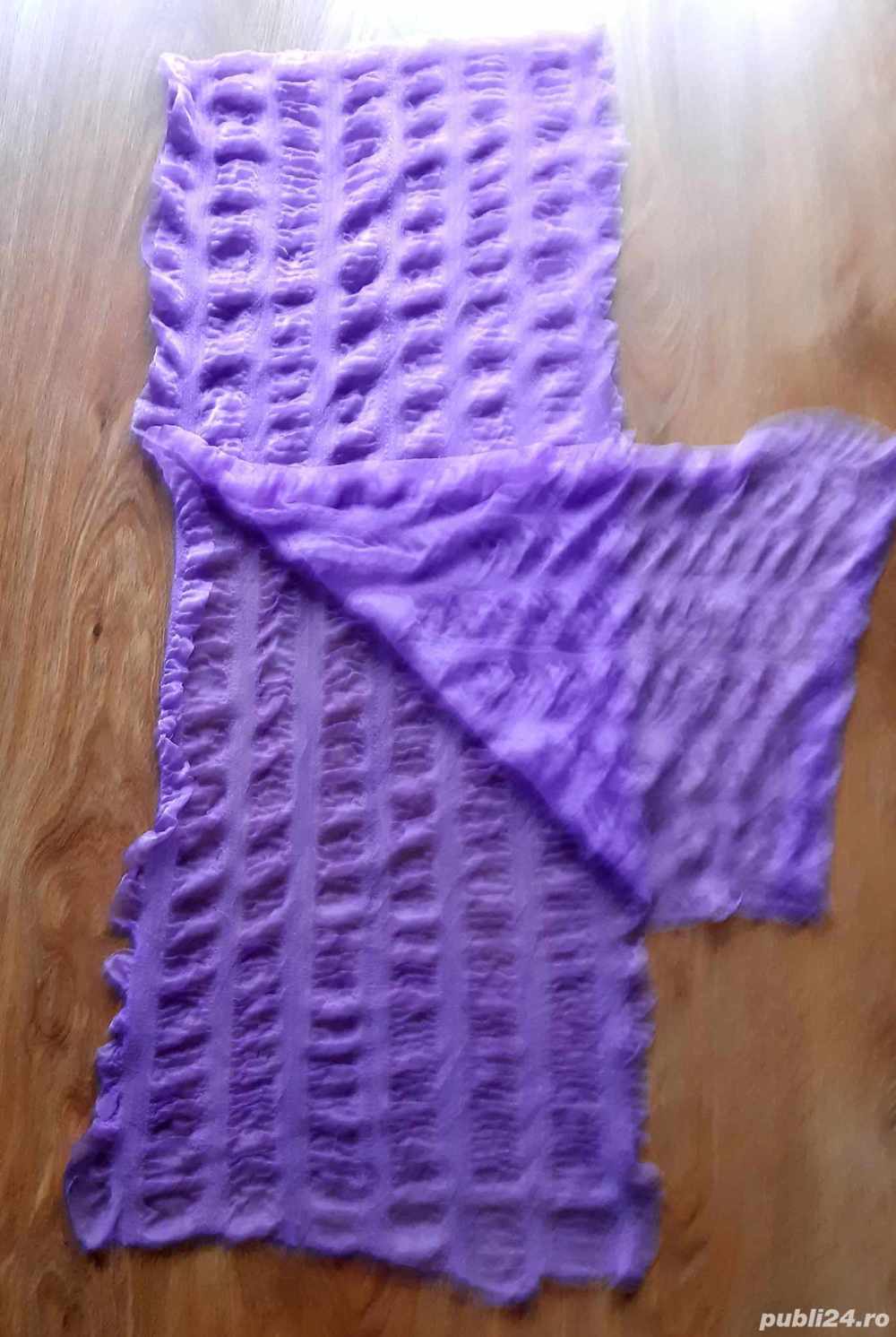 Esarfe - diferite modele si culori