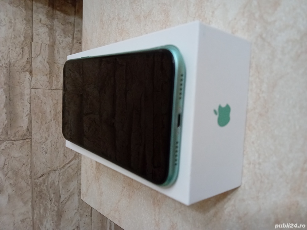 iPhone 11 Turcoaz