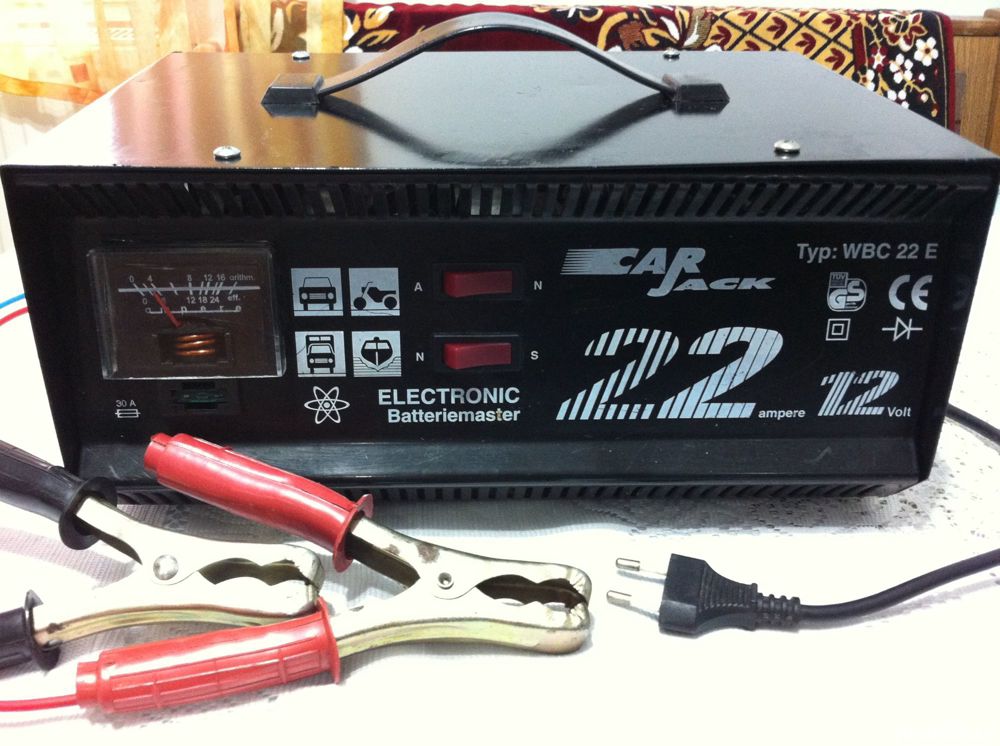  Redresor Swingtrainner Batteriemaster  Pb 12V max25Amp - Germany baterie statie anl