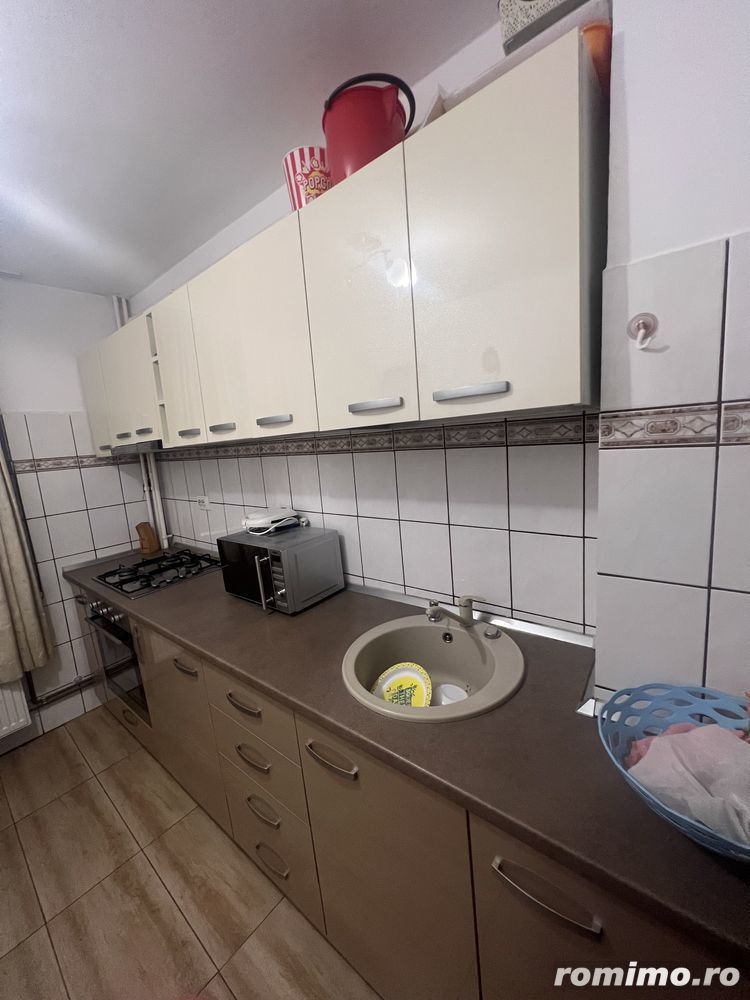 De inchiriat apartament 2 camere in zona Medicinei