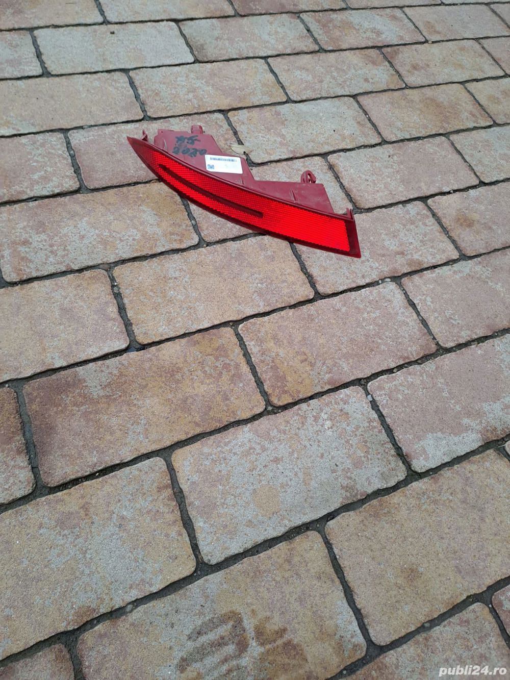 Catadioptru ochi de pisica dreapta spate Bmw X5 G05 Msport