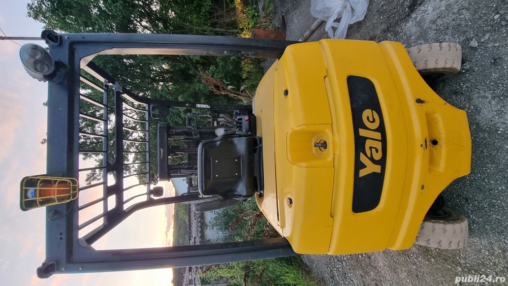  Electrostivuitor Yale 2016