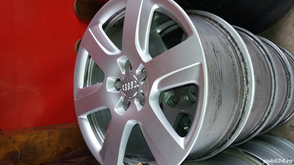 vând jante de Audi 