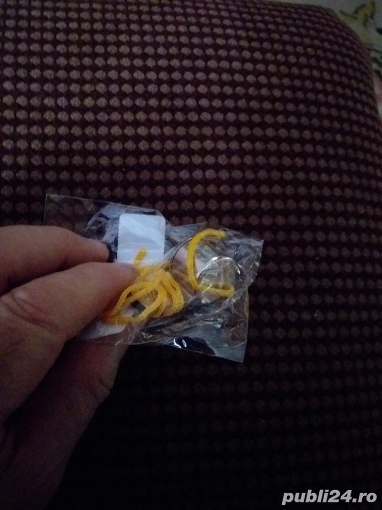 fluier ,pentru supravietuire