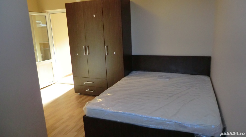 Proprietar inchiriez Apartament in Bloc tip Vila