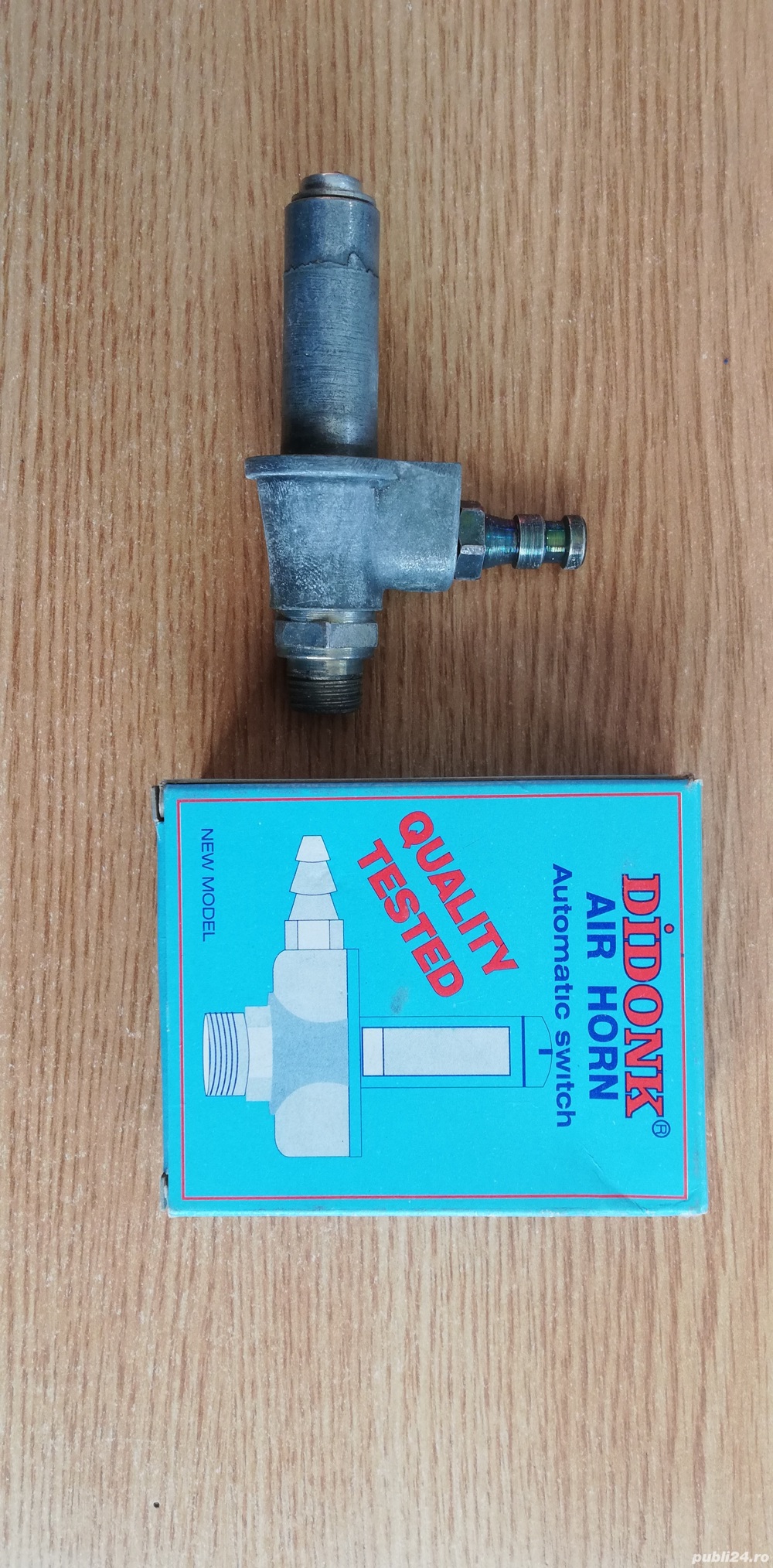 Electrovalvă/Ștuț pentru goarnă/claxon, 12/24 volți, NOUĂ