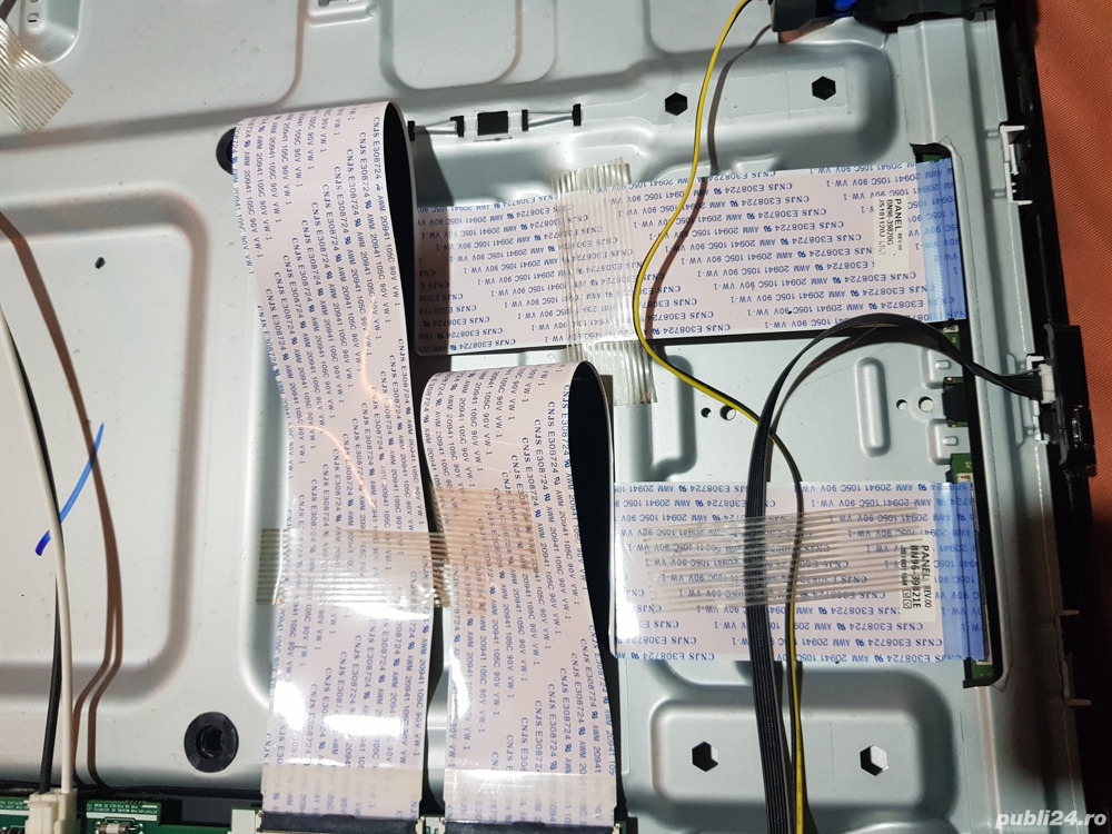 lvds bn96-39820g+bn96-39821e de pe tv Samsung ue40nu7192