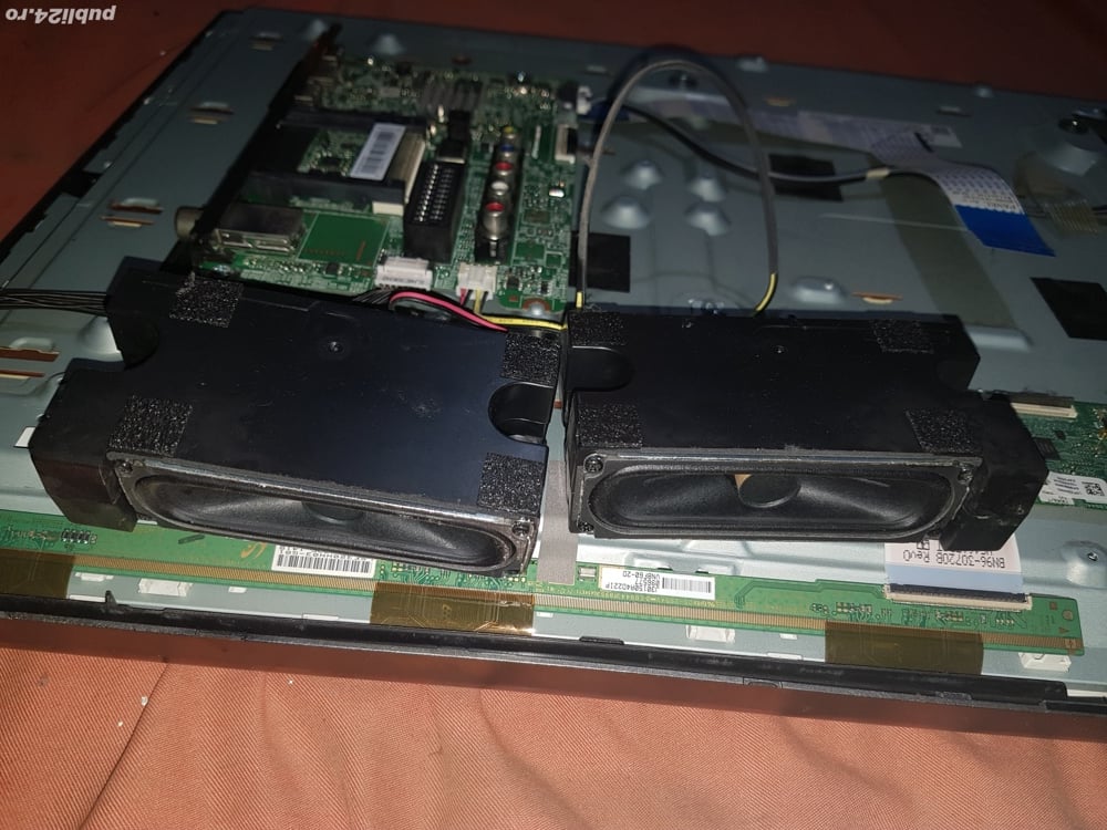 set 2 difuzoare bn96-30336b 6ohm 10w de pe tv Samsung ue32h5030