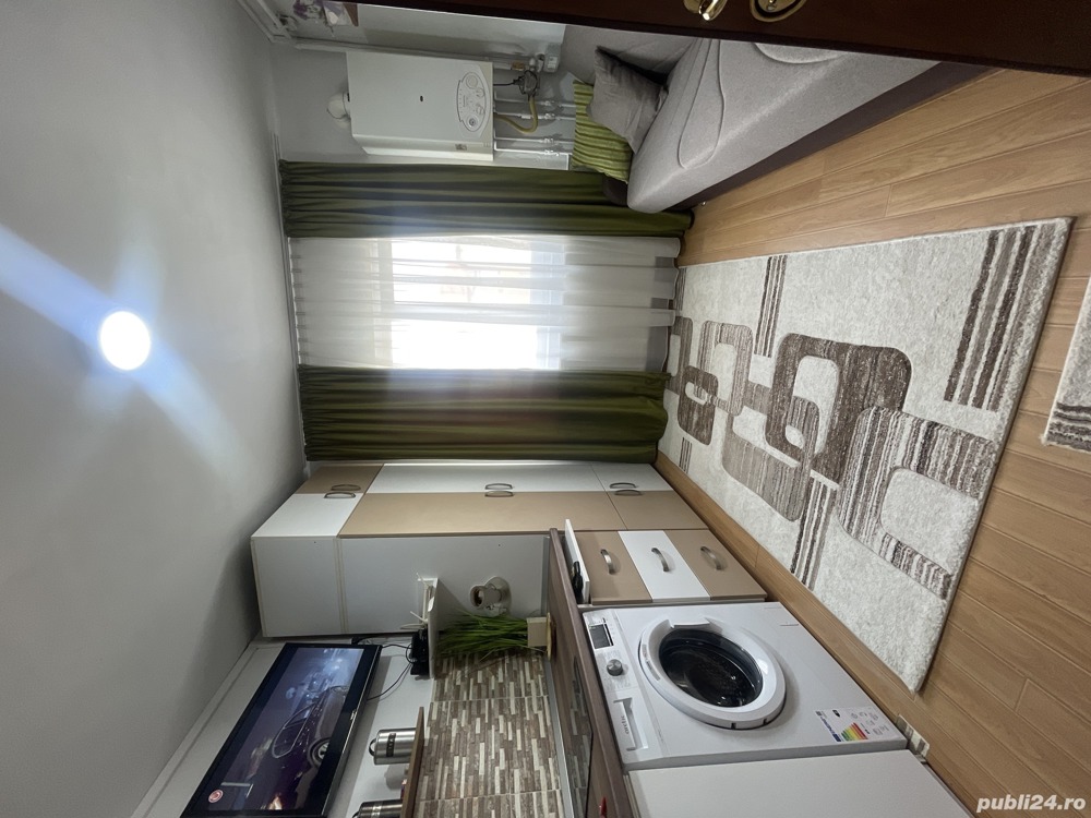 Proprietar vând garsonieră 